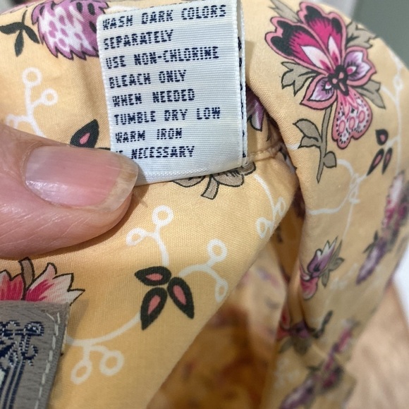 Chamonix Yellow French floral sleeveless button down small - Picture 6 of 6